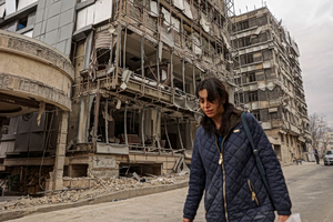 Μήνυμα του Κινέζου ΥΠΕΞ στην Τεχεράνη: «Θα σας στηρίξουμε»