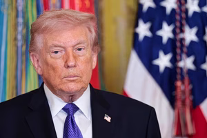 Λευκός Οίκος: Ο Τραμπ θα απαντήσει πιο σκληρά στο Ιράν αν δεν δεχτεί την ήττα του