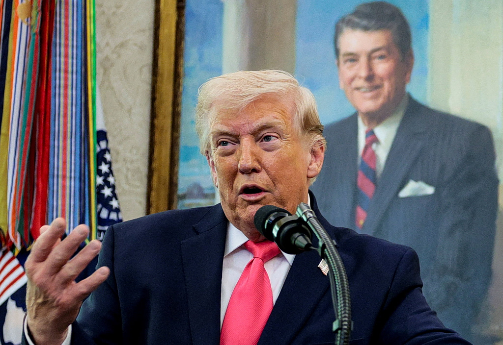 Telegraph: Ο Τραμπ κερδίζει χρόνο για τους πεζοναύτες – Το τελεσίγραφο δικαιολογεί χερσαία εισβολή