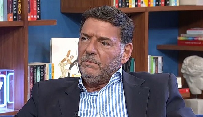 Συνελήφθη ο επιχειρηματίας Γιώργος Τσαγκαράκης μετά την έφοδο της ΕΛ.ΑΣ στην αποθήκη της γκαλερί του – Βρέθηκαν πάνω από 100 πλαστοί πίνακες