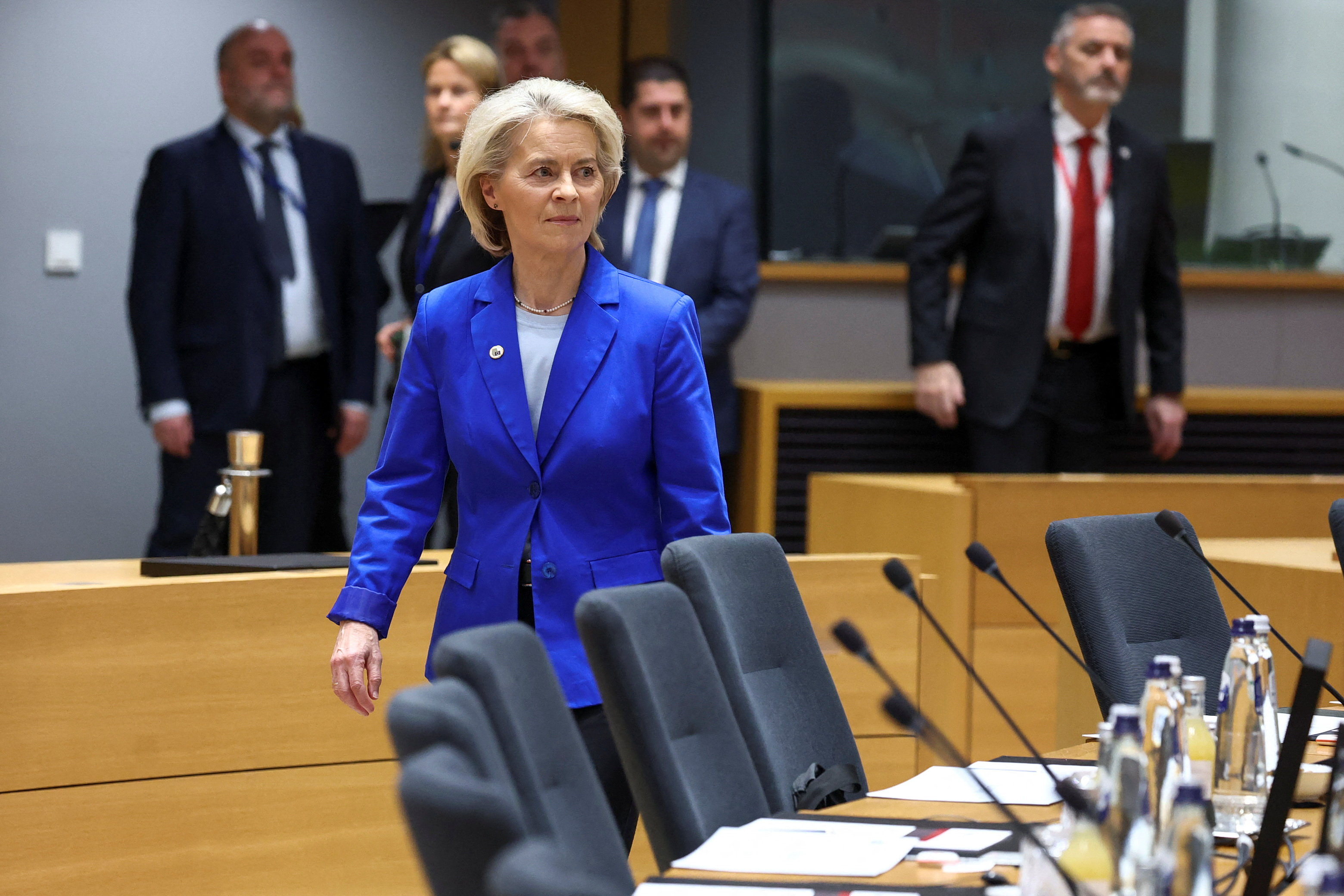 &Phi;&omicron;&nu; &nu;&tau;&epsilon;&rho; &Lambda;ά&iota;&epsilon;&nu;: &Pi;&rho;&omicron;&tau;&epsilon;&rho;&alpha;&iota;ό&tau;&eta;&tau;&alpha; &eta; &epsilon;&lambda;&epsilon;ύ&theta;&epsilon;&rho;&eta; &nu;&alpha;&upsilon;&sigma;&iota;&pi;&lambda;&omicron;ΐ&alpha; &sigma;&tau;&alpha; &Sigma;&tau;&epsilon;&nu;ά &Omicron;&rho;&mu;&omicron;ύ&zeta; &ndash; &Nu;έ&alpha; &mu;έ&tau;&rho;&alpha; &gamma;&iota;&alpha; &epsilon;&nu;έ&rho;&gamma;&epsilon;&iota;&alpha; &pi;&rho;&omicron;&tau;&epsilon;ί&nu;&epsilon;&iota;