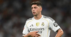 Στο κλειστό κλαμπ της «Equipe»