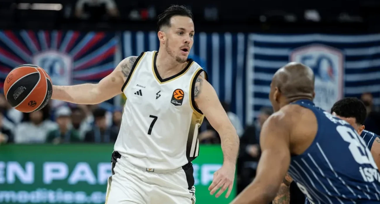 &Eta; &Beta;&iota;&lambda;&epsilon;&rho;&mu;&pi;ά&nu; &epsilon;&pi;&iota;&kappa;&rho;ά&tau;&eta;&sigma;&epsilon; &sigma;&tau;&eta;&nu; &Pi;ό&lambda;&eta; &mu;&epsilon; 91-88 &epsilon;&pi;ί &tau;&eta;&sigmaf; &Epsilon;&phi;έ&sigmaf;