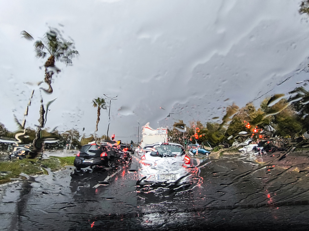 Νέο κύμα κακοκαιρίας από την Πέμπτη: Έρχονται βροχές και χιόνια – Τι θα γίνει με την Αττική