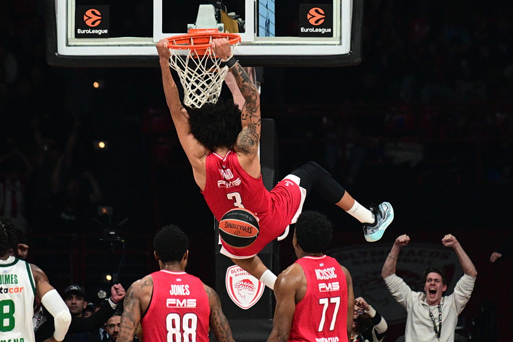 Διεύρυνε το σερί του με 11η διαδοχική νίκη επί του Παναθηναϊκού στην Ευρωλίγκα