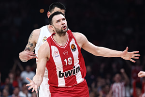 Κώστας Παπανικολάου: Έγινε ο τρίτος παίκτης με τα περισσότερα ματς στην EuroLeague