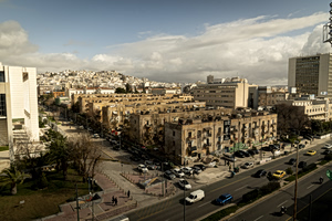 «ΤΑ ΝΕΑ» στα Προσφυγικά της Αλεξάνδρας: Μια ακόμη «κατάληψη» ή μια ιδιόμορφη «γειτονιά»;