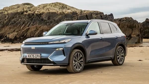 Geely Starray EM-i: Eνα σύγχρονο μεσαίο SUV 4,7 μέτρων