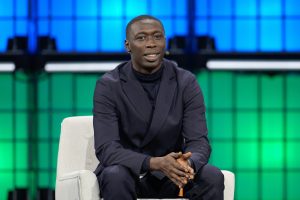 Το «ναυάγιο» συμφωνίας ύψους σχεδόν 1 δισ. δολαρίωντου δημοφιλέστερου TikToker στον κόσμο