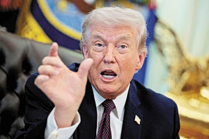 Reuters: Ο Τραμπ εξετάζει το ενδεχόμενο να αποσύρει αμερικανικές δυνάμεις από την Ευρώπη