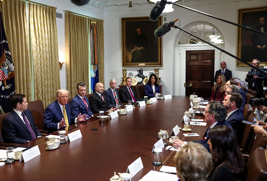 Tελεσίγραφο Τραμπ στο Ιράν: «Συμφωνία και ανοιχτά Στενά σε 48 ώρες αλλιώς θα σπείρω κόλαση»