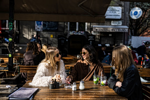 Youth Pass 2026: Όσα πρέπει να ξέρετε για το voucher των 300 ευρώ – Πώς θα κάνετε αίτηση, τι πρέπει να προσέξετε