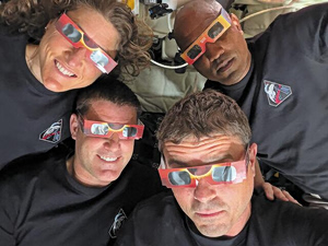 Αποστολή στη Σελήνη με αμοιβή… δημοσίου υπαλλήλου – Τι μισθό παίρνουν οι αστροναύτες του Artemis II;