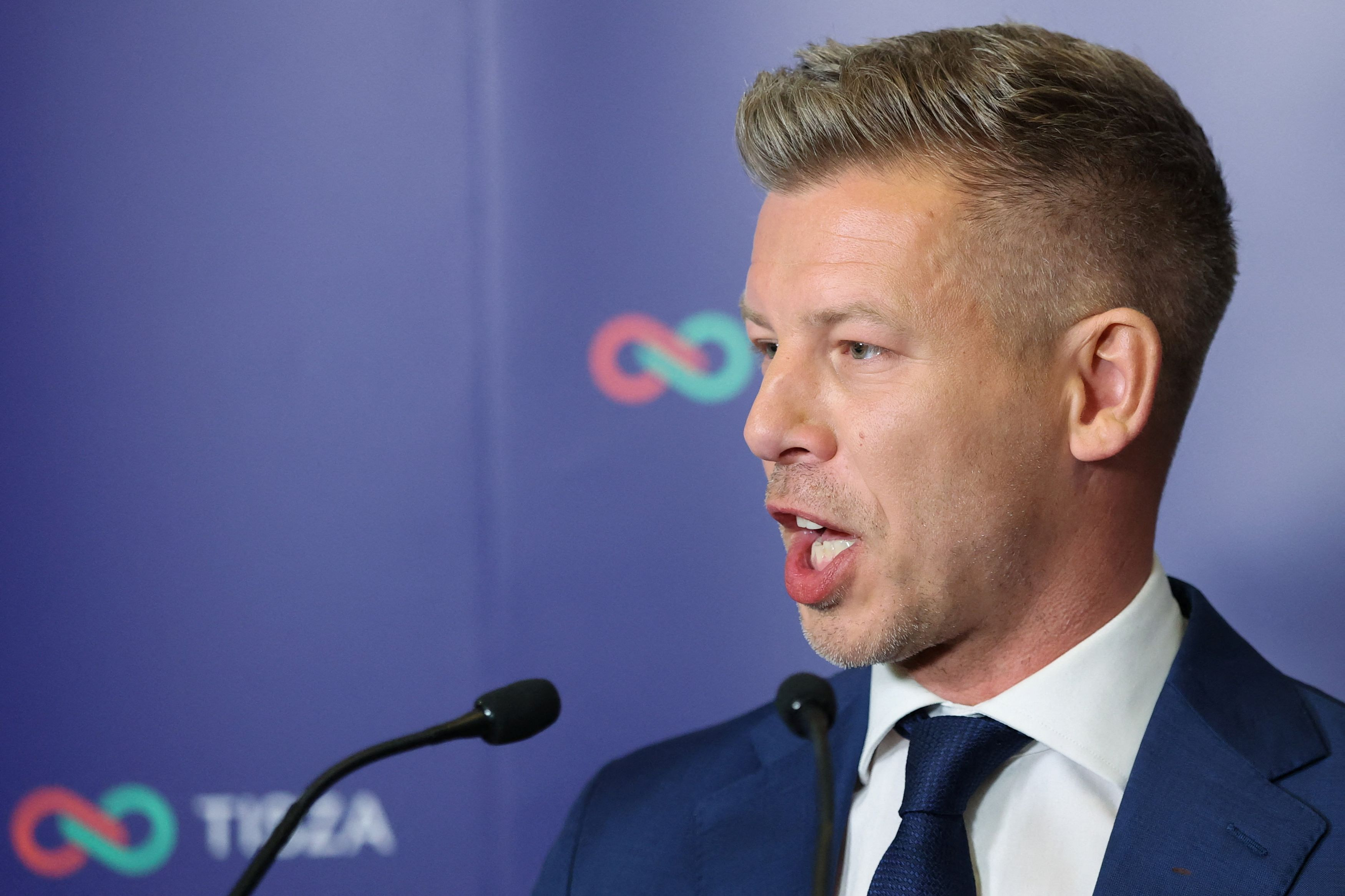 &Pi;έ&tau;&epsilon;&rho; &Mu;ά&gamma;&iota;&alpha;&rho;: &Pi;&omicron;&iota;&omicron;&sigmaf; &epsilon;ί&nu;&alpha;&iota; &omicron; &nu;έ&omicron;&sigmaf; &iota;&sigma;&chi;&upsilon;&rho;ό&sigmaf; ά&nu;&delta;&rho;&alpha;&sigmaf; &tau;&eta;&sigmaf; &Omicron;&upsilon;&gamma;&gamma;&alpha;&rho;ί&alpha;&sigmaf;