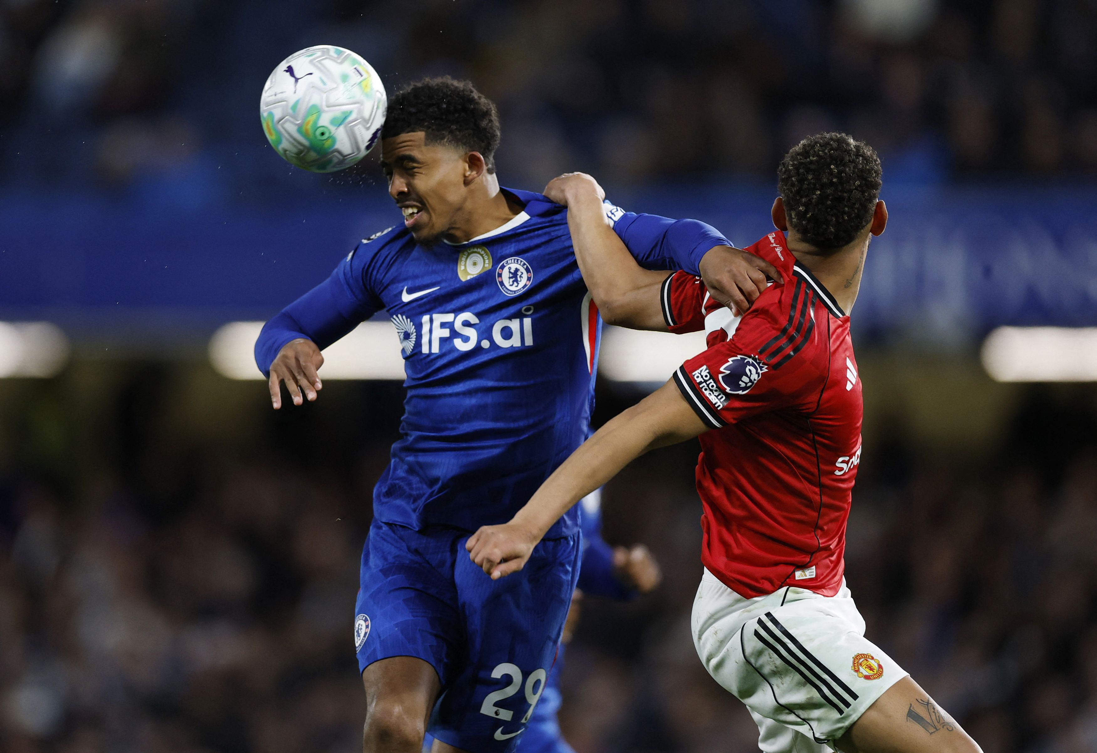 &Tau;&sigma;έ&lambda;&sigma;&iota; &ndash; &Mu;ά&nu;&tau;&sigma;&epsilon;&sigma;&tau;&epsilon;&rho; &Gamma;&iota;&omicron;&upsilon;&nu;. 0-1: &Nu;ί&kappa;&eta;-&Tau;&sigma;ά&mu;&pi;&iota;&omicron;&nu;&sigmaf; &Lambda;&iota;&gamma;&kappa; &mu;&epsilon; &Mu;&alpha;&tau;έ&omicron;&upsilon;&sigmaf; &Kappa;&omicron;ύ&nu;&iota;&alpha; &gamma;&iota;&alpha; &tau;&eta; &Gamma;&iota;&omicron;&upsilon;&nu;ά&iota;&tau;&epsilon;&nu;&tau;, ά&tau;&upsilon;&chi;&omicron;&iota; &omicron;&iota; &laquo;&mu;&pi;&lambda;&epsilon;&raquo;