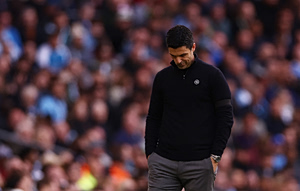 Ο Ραζβάν Λουτσέσκου τελεί υπό κρίση