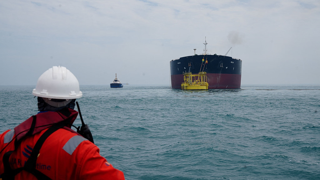 Το Ιράν αναβάλει τις συνομιλίες για το πυρηνικό πρόγραμμα μέχρι να επιλυθεί η κρίση στα Στενά του Ορμούζ