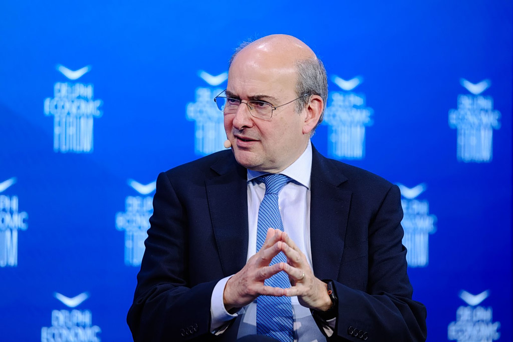 Κ. Χατζηδάκης: Από το 18% στο 8% η ανεργία – Όλα αυτά τα χρόνια γίνονται σταθερά βήματα μπροστά