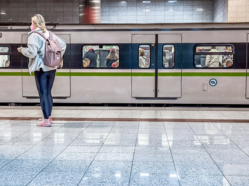 Πρωτομαγιά: Απεργίες σε πλοία, λιμάνια, μετρό και τρένα – Στάσεις εργασίας σε λεωφορεία και τρόλεϊ