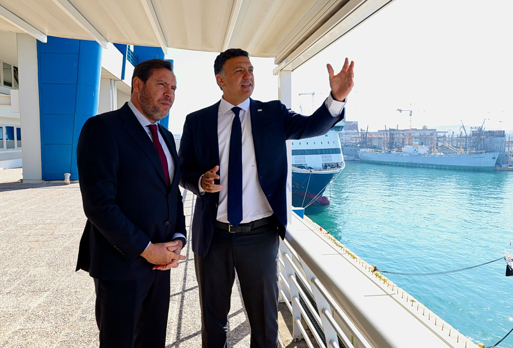 Συνάντηση Κικίλια με τον Ισπανό ομόλογό του: «Μαζί Ελλάδα και Ισπανία για την ανταγωνιστικότητα των μεσογειακών λιμένων της Ε.Ε»