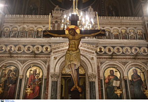 Μεγάλη Πέμπτη: «Σήμερον κρεμάται επί ξύλου…» – Η Σταύρωση του Ιησού Χριστού