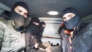 BBC: Η Ελλάδα στρατολογεί «μισθοφόρους» για επαναπροωθήσεις μεταναστών – Τι απαντά το υπ. Προστασίας του Πολίτη