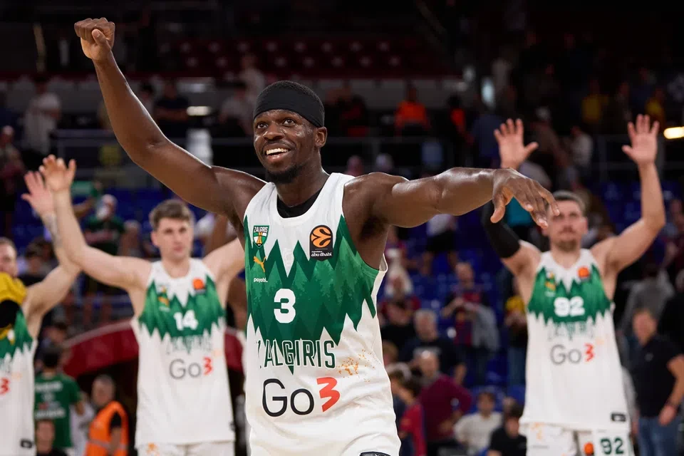 Έχασε την ευκαιρία ο Παναθηναϊκός – Έκτη σερί νίκη της Παρτίζαν στο επεισοδιακό ντέρμπι της Σερβίας