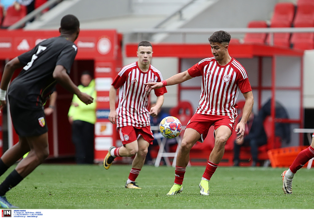 Το μήνυμα του Μπάμπη Κωστούλα για την ιστορική κατάκτηση του Youth League