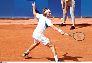 Σερούντολο – Τσιτσιπάς 2-0: Κατώτερος των περιστάσεων και αποκλεισμός στην πρεμιέρα