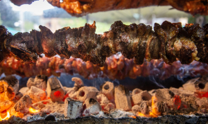 Το κοντοσούβλι στα καλύτερα φαγητά του πλανήτη – Στην 8η θέση παγκοσμίως στη λίστα του Taste Atlas