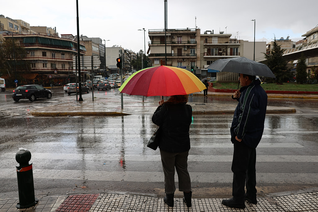 Κακοκαιρία Erminio: Ήχησε το 112 και στη Θεσσαλία