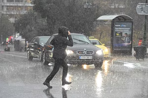 Kακοκαιρία «Erminio»: Πολλές βροχές και καταιγίδες τις επόμενες ώρες, πώς θα επηρεαστεί η Αττική – Η ανάρτηση Κολυδά