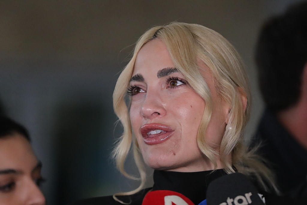 Ιωάννα Τούνη: Το βίντεο για τη σύλληψή της – «Παραλίγο να περάσω όλο το Σαββατοκύριακό στη φυλακή»