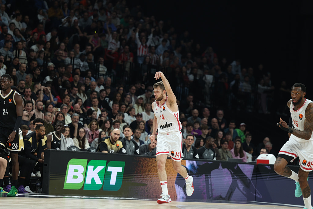 Η βαθμολογία της EuroLeague: O Ολυμπιακός προσπέρασε την Φενέρ στην κορυφή, δυο βήματα πίσω η Ρεάλ