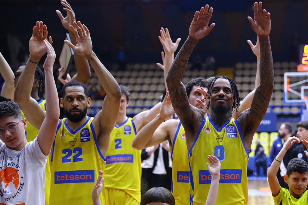 Περιστέρι – Κολοσσός 87-83: Νίκη – θρίλερ των«κυανοκίτρινων»