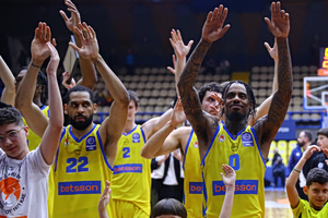 Περιστέρι – Κολοσσός 87-83: Νίκη – θρίλερ των«κυανοκίτρινων»