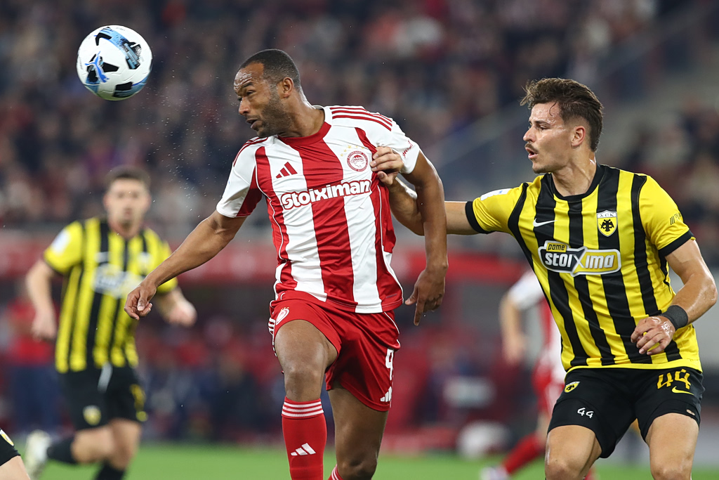 Τα «καφενεία» και η πραγματικότητα