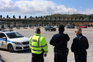 Έμφραγμα στους δρόμους: Σε εξέλιξη η έξοδος του Πάσχα – Πού έχει «κολλήσει» η κίνηση