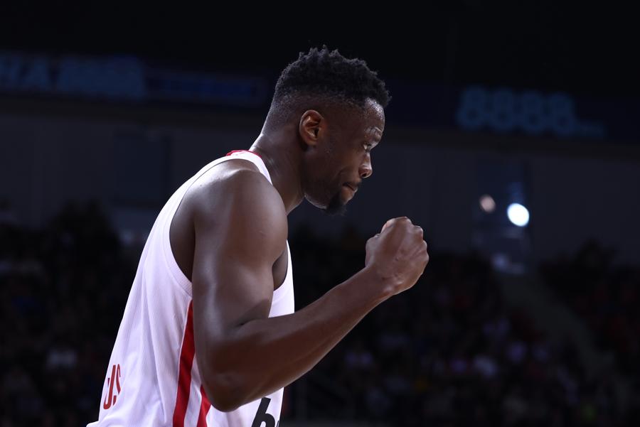 Ο Φαλ πάτησε παρκέ μετά από 308 ημέρες (vid)