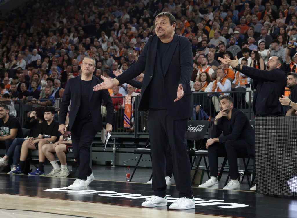 Πρόστιμο σε Δημήτρη Γιαννακόπουλο και Εργκίν Αταμάν