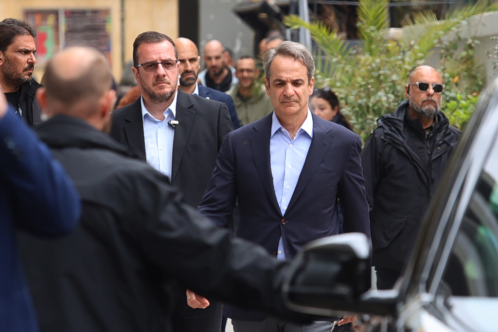 Κυριάκος Μητσοτάκης: Ξανά στον Ευαγγελισμό όπου νοσηλεύεται ο Γιώργος Μυλωνάκης