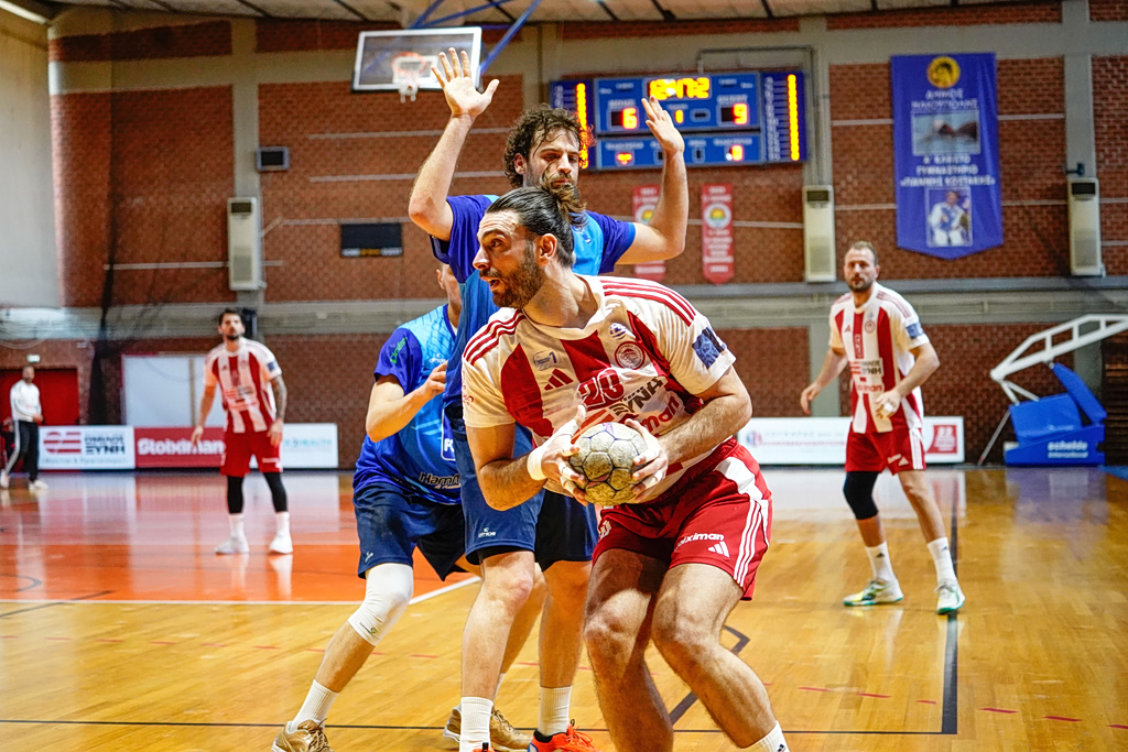 Χάντμπολ: Έκανε το 1-0 ο Ολυμπιακός, νίκησε 30-23 τον Ιωνικό Νέας Φιλαδελφείας