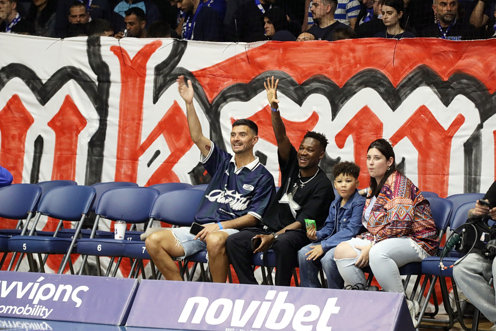 Ηρακλής – ΠΑΟΚ: Οπαδοί της Ράγιο Βαγιεκάνο στο πλευρό του «Γηραιού» (pic)