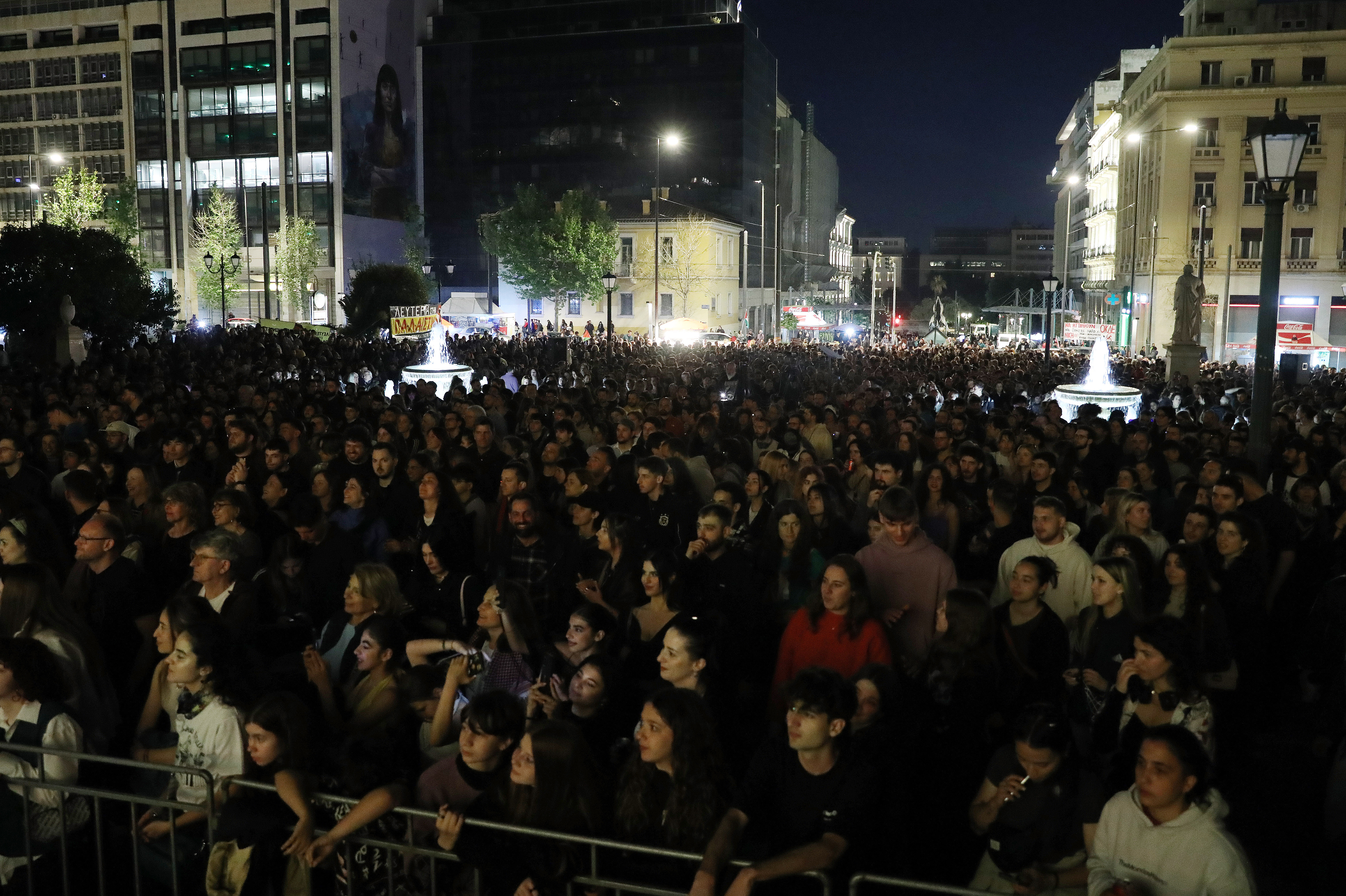 Αντιπολεμική συναυλία για τη Γάζα: Κατάμεστα τα Προπύλαια – Ετοιμάζεται νέα ελληνική αποστολή του Global Sumud Flotilla