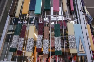 Πάσχα – Εορταστικό ωράριο: Πώς θα λειτουργήσουν τα καταστήματα τη Μ. Εβδομάδα