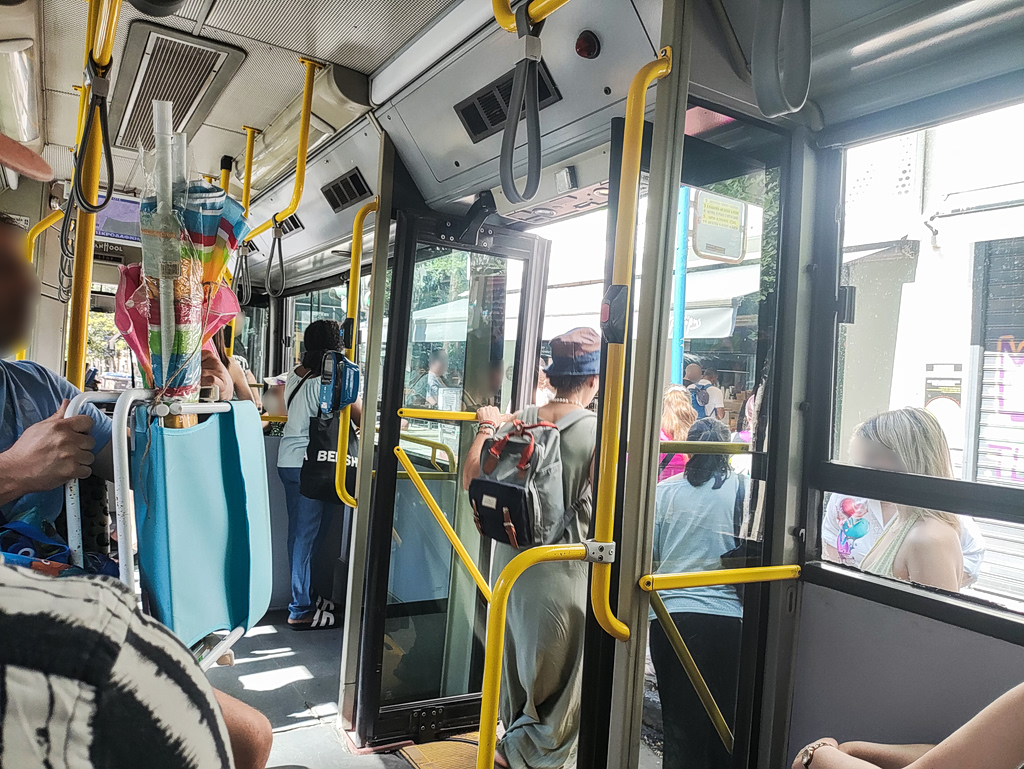 &Xi;&epsilon;&chi;&alpha;&sigma;&iota;ά&rho;&alpha; &gamma;&iota;&alpha;&gamma;&iota;ά ά&phi;&eta;&sigma;&epsilon; 30.000 &epsilon;&upsilon;&rho;ώ, &chi;&rho;&upsilon;&sigma;έ&sigmaf; &lambda;ί&rho;&epsilon;&sigmaf; &kappa;&alpha;&iota; &kappa;&omicron;&sigma;&mu;ή&mu;&alpha;&tau;&alpha; &sigma;&epsilon; &lambda;&epsilon;&omega;&phi;&omicron;&rho;&epsilon;ί&omicron;