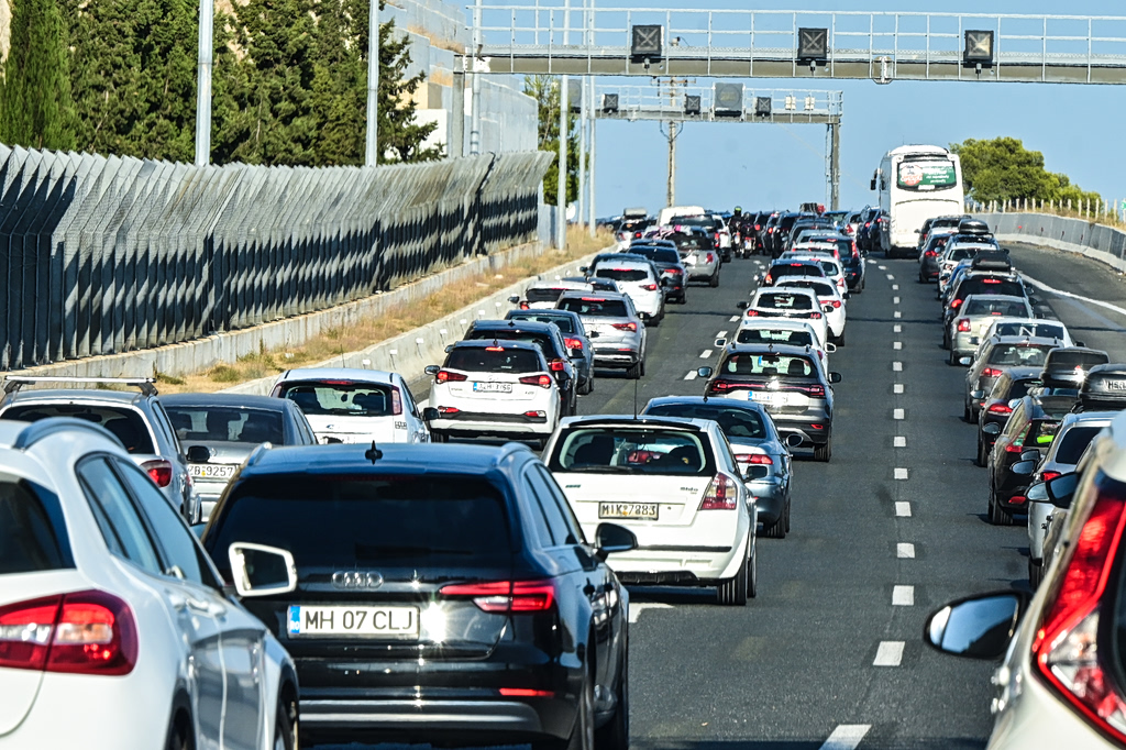 Αυτή είναι η νέα πινακίδα σήμανσης που μπαίνει στους αυτοκινητόδρομους