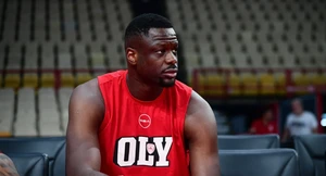 Φαλ: «Θέλω να παίξω, αλλά είναι δύσκολο να επανενταχθώ στο ρόστερ σε αυτό το σημείο της σεζόν»