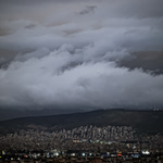 Καιρός: Αστάθεια με βροχές και μποφόρ – Πότε βελτιώνεται, τι αναμένεται για το Πάσχα