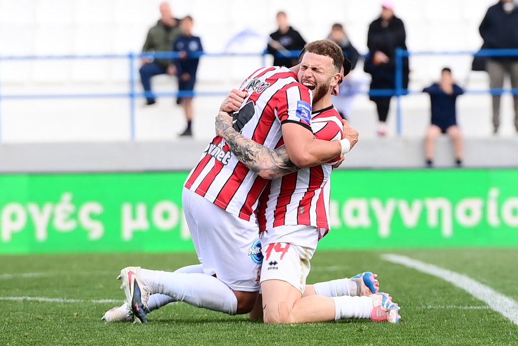 Κηφισιά – Πανσερραϊκός 1-2: «Λιονταρίσια» νίκη και το όνειρο συνεχίζεται…